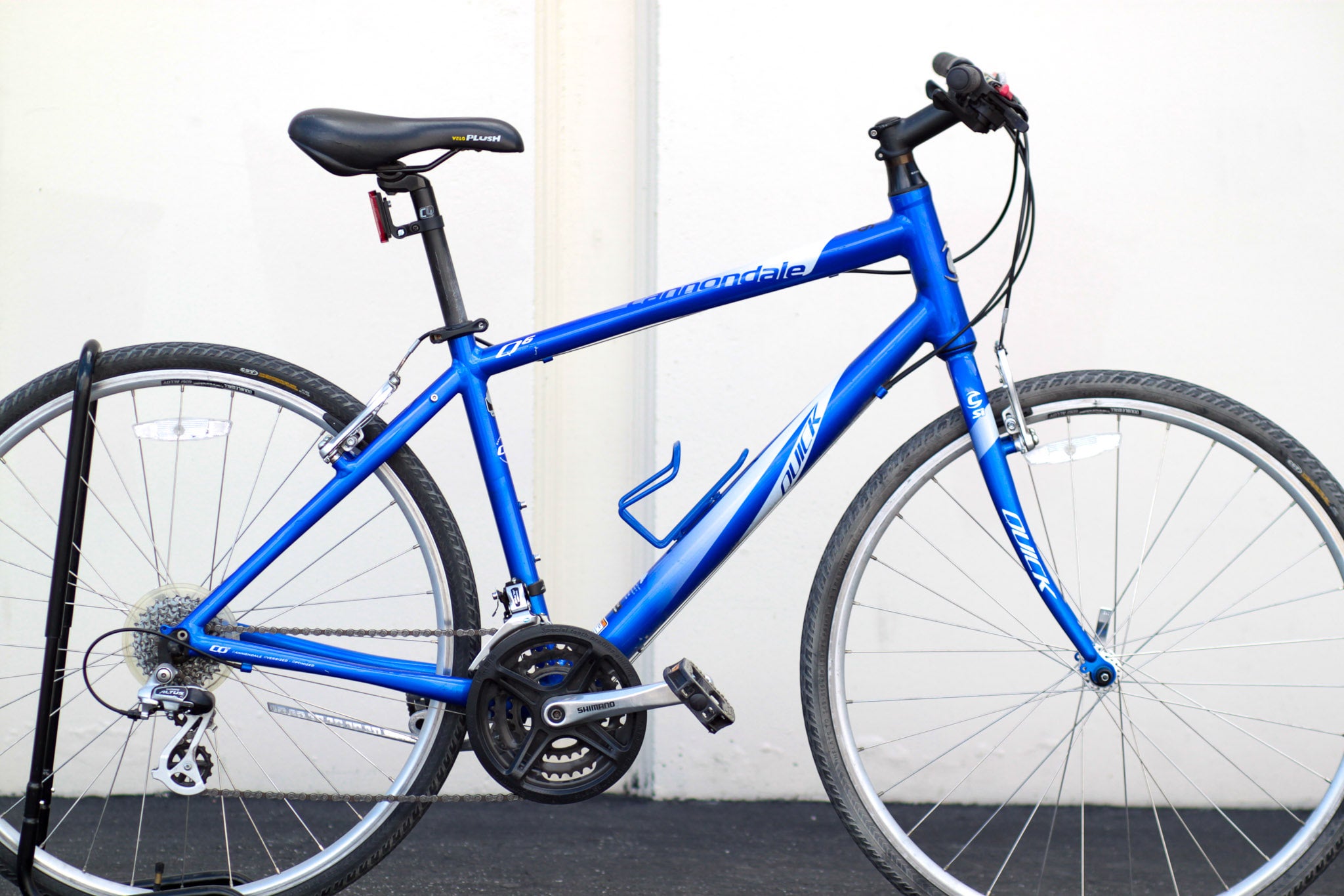 Cannondale Quick 6 Hybrid Commuter Bike W L blue AYSX