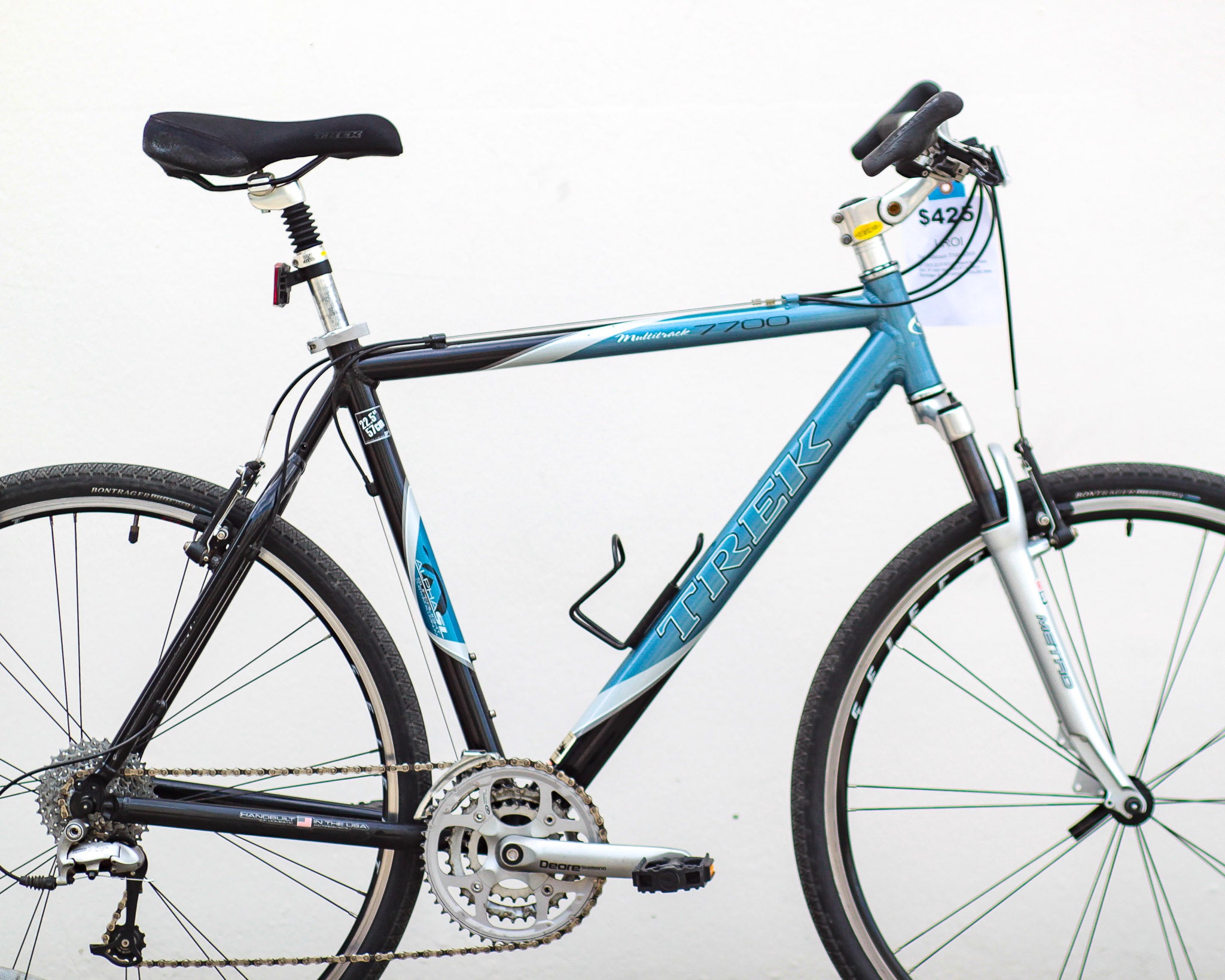 Trek Multitrack 7700 Hybrid Commuter Bike RockShox Fork LROI