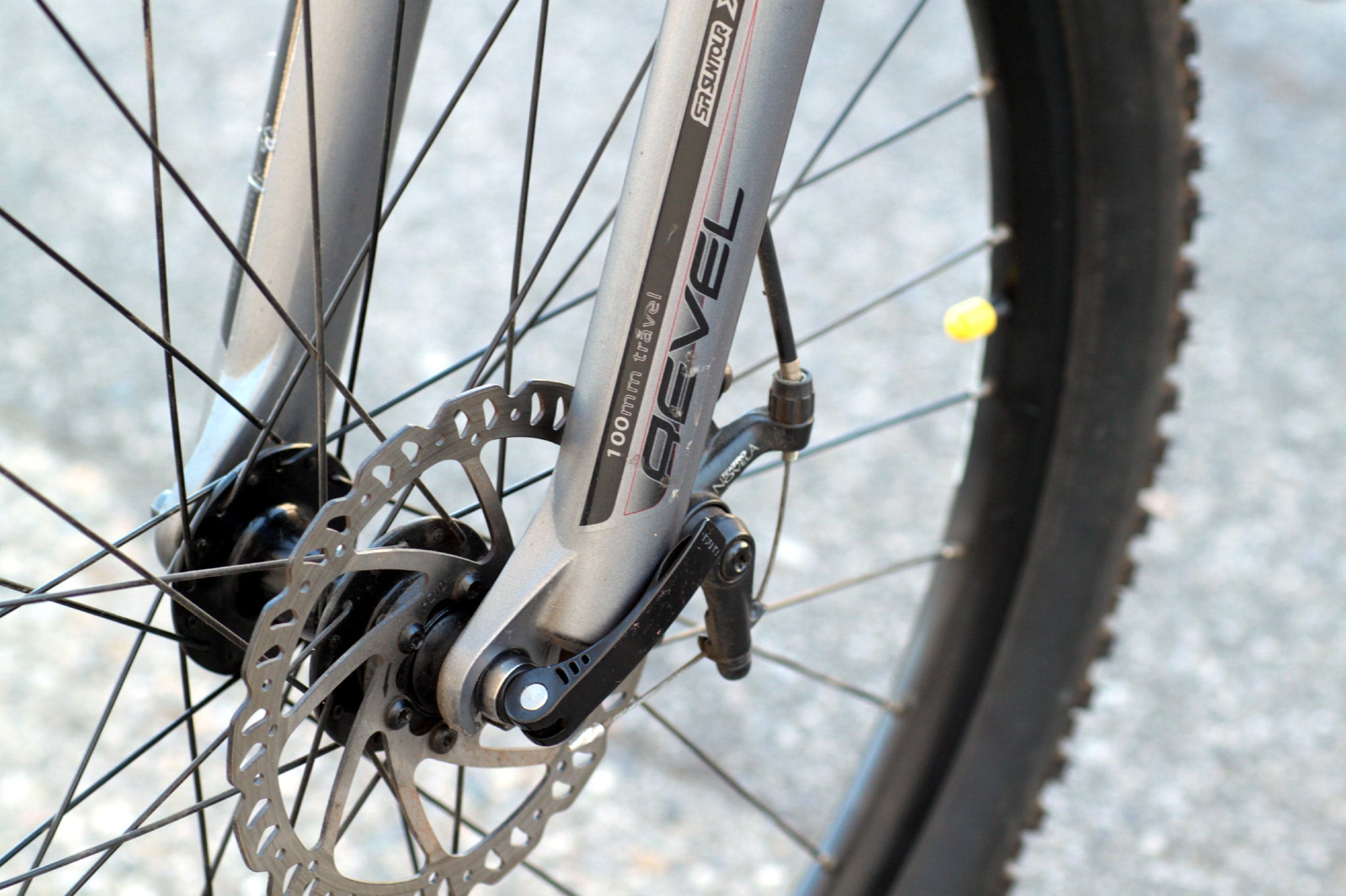 Giant revel disc brakes 2025