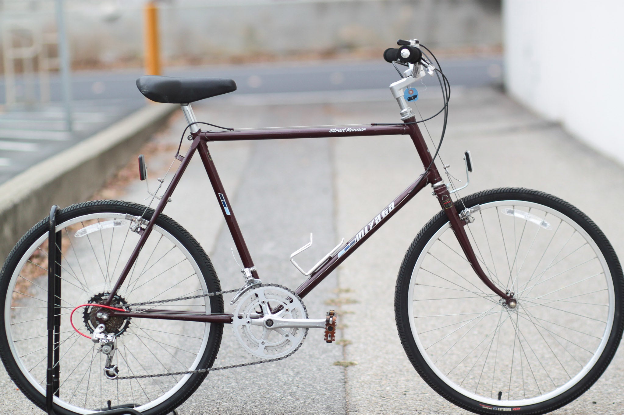 Miyata Street Runner Vintage Lugged Steel Townie Bike brown NIYZ