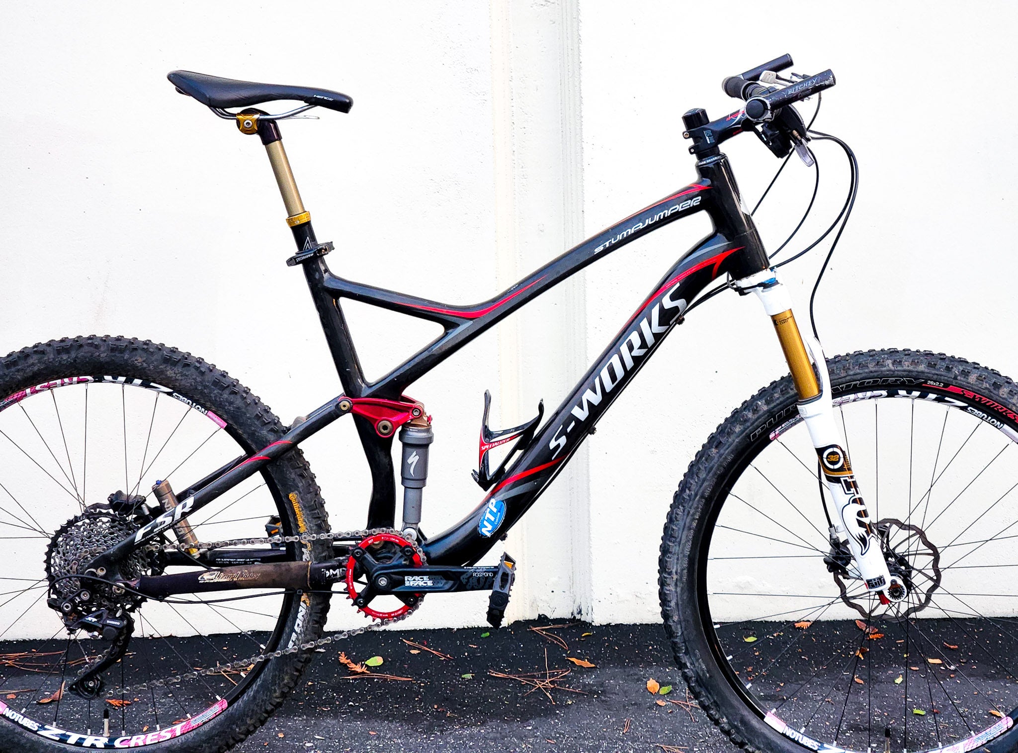 Specialized SWorks StumpJumper FSR Carbon Full Suspension Bike with