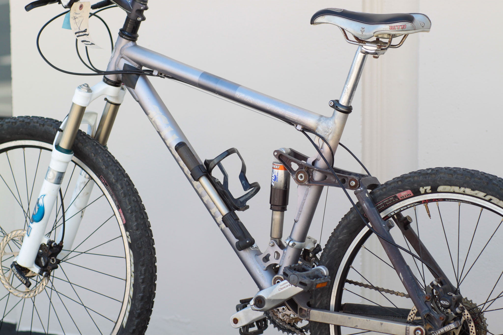 Silver fox full shop suspension mountain bike