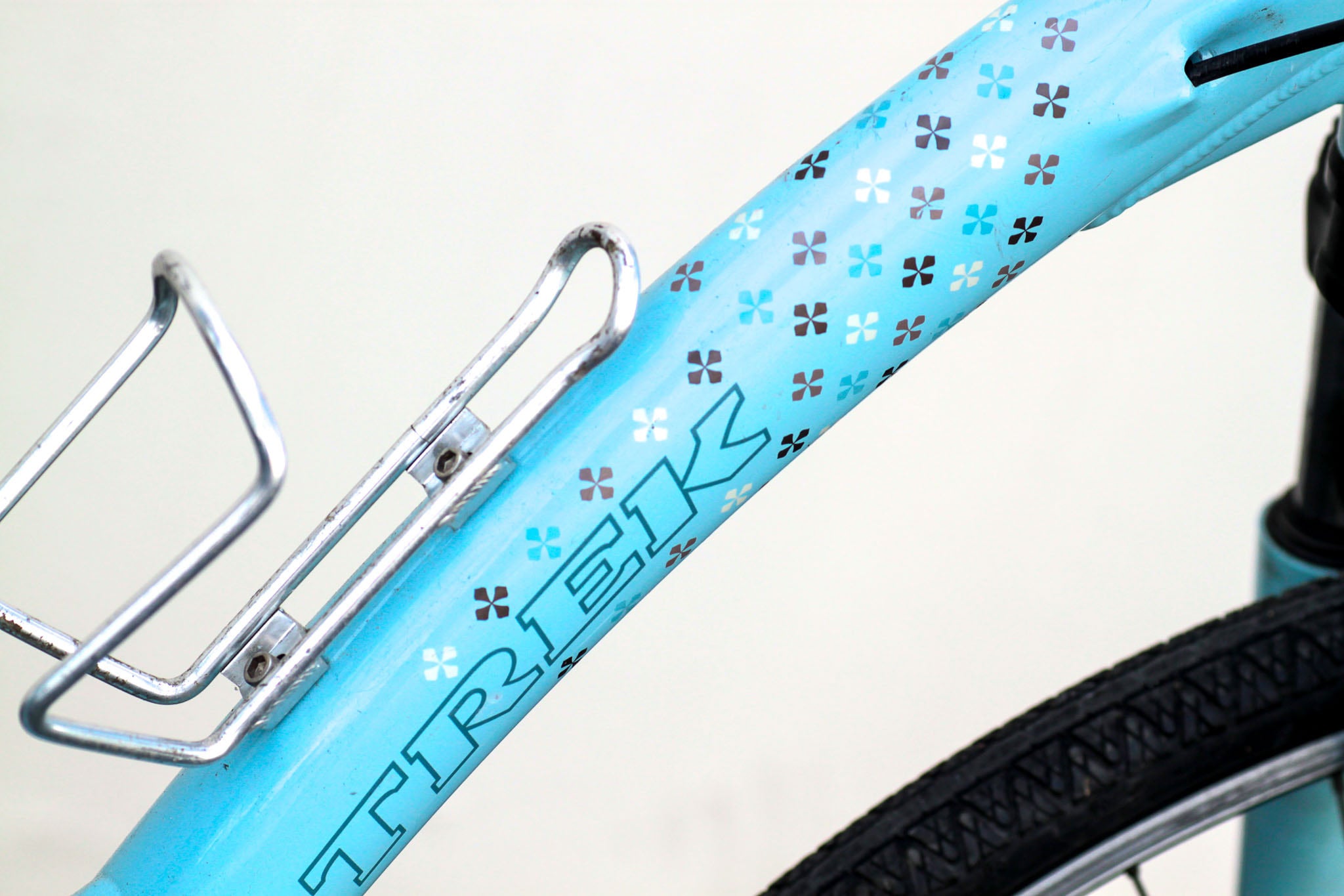 Trek 7200 WSD Step Thru Women s Commuter Hybrid Bike with RST Fork blue RLJM Used Bikes for Sale Silicon Valley Bicycle Exchange Bay Area