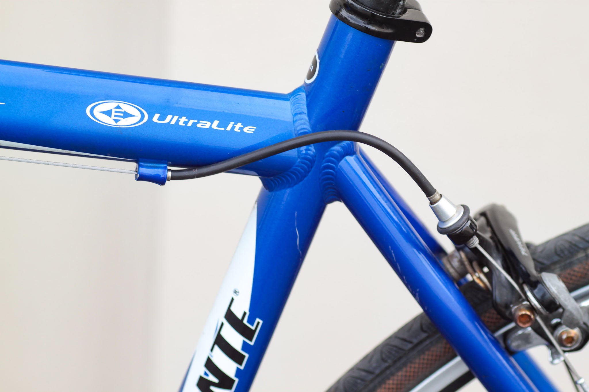 Scattante r650 blue book top