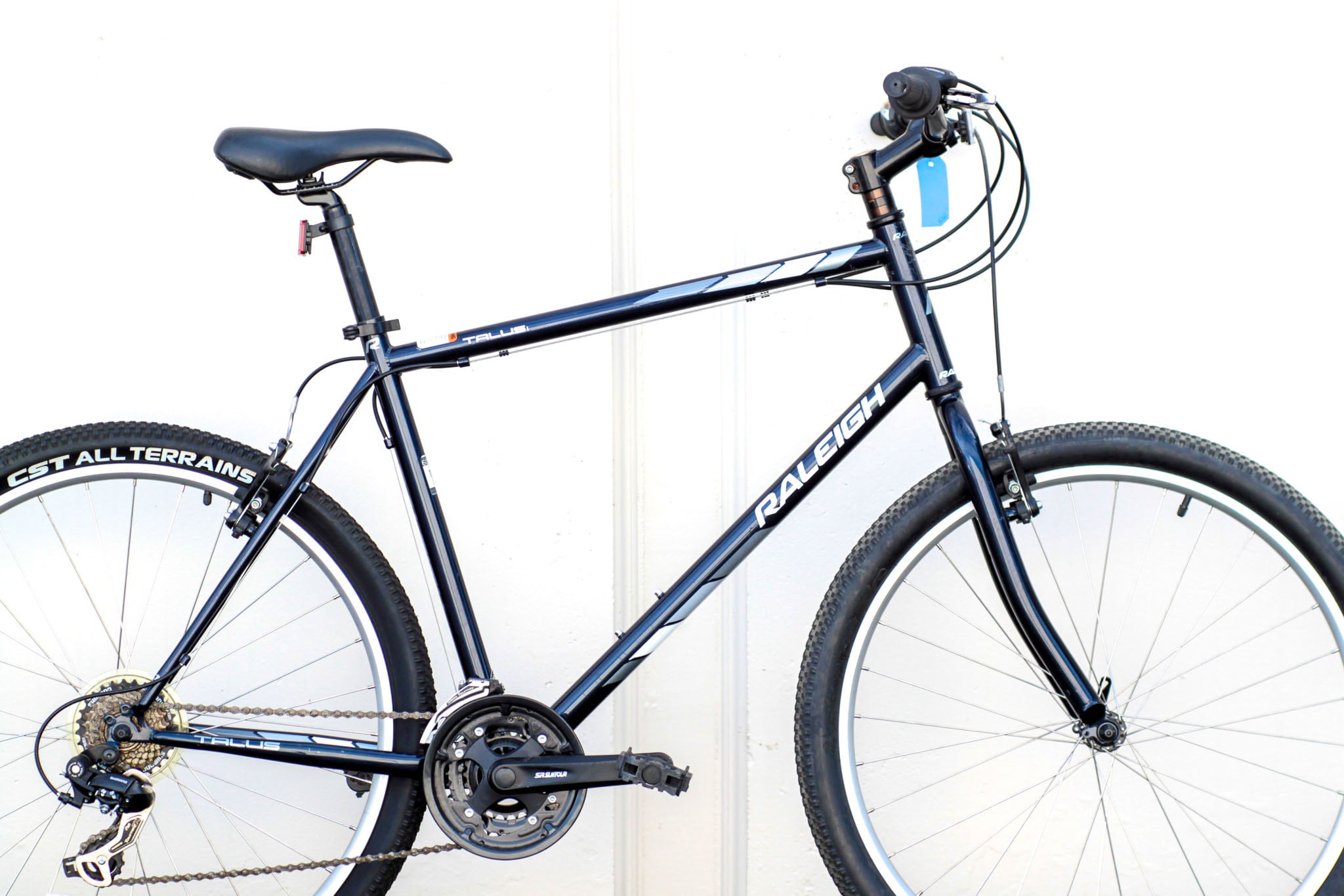 Raleigh Talus 1 Sport Level Mountain / Gravel / Commuter Bike with 27.5 Wheels XL blue WNIH