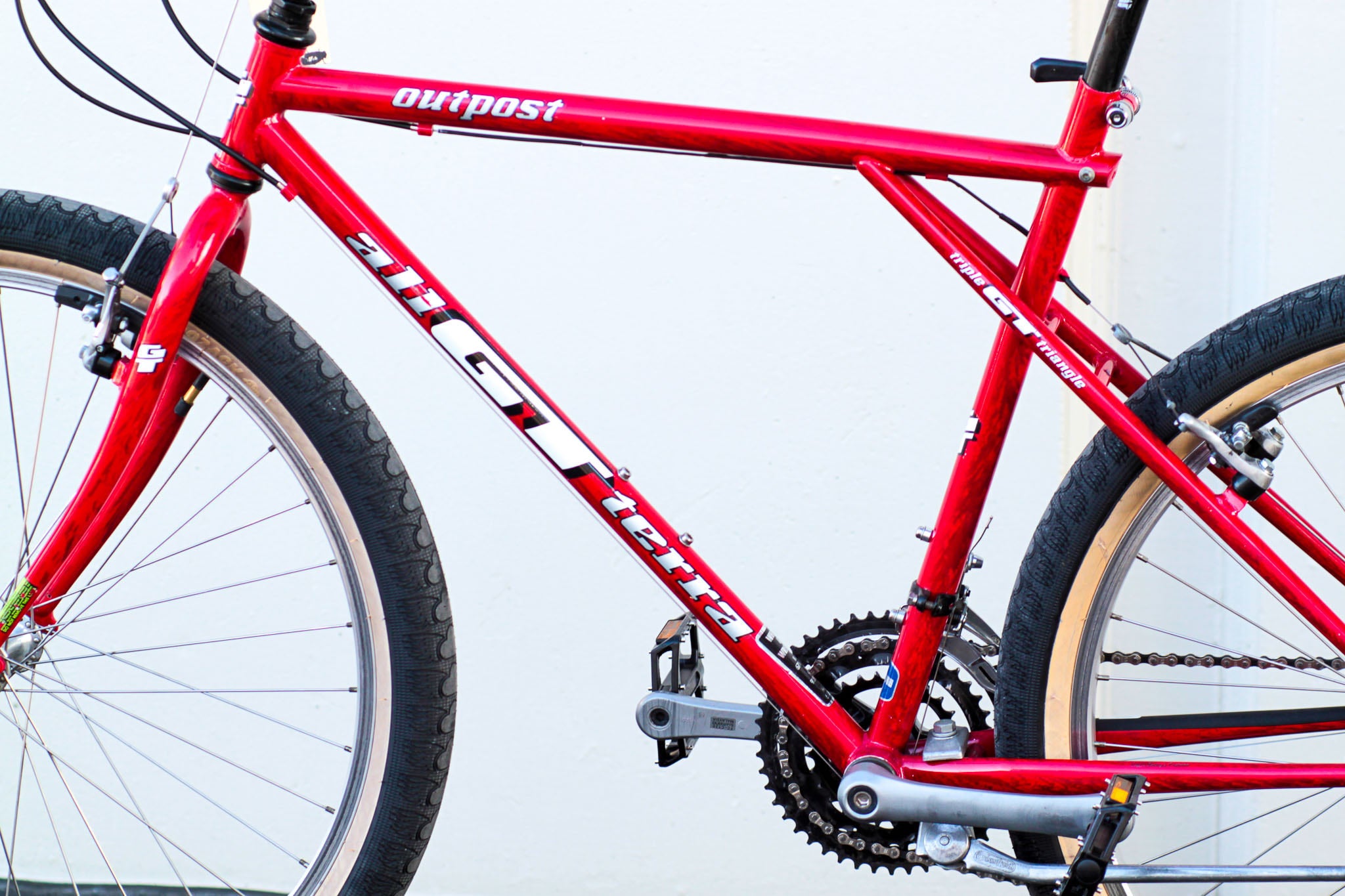 GT Outpost All Terra Vintage MTB with New Cruiser Tires red NZOP