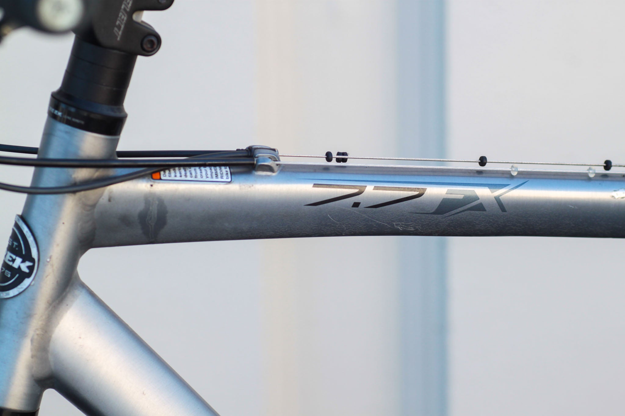 Trek 7.7 fx carbon hybrid bike shop