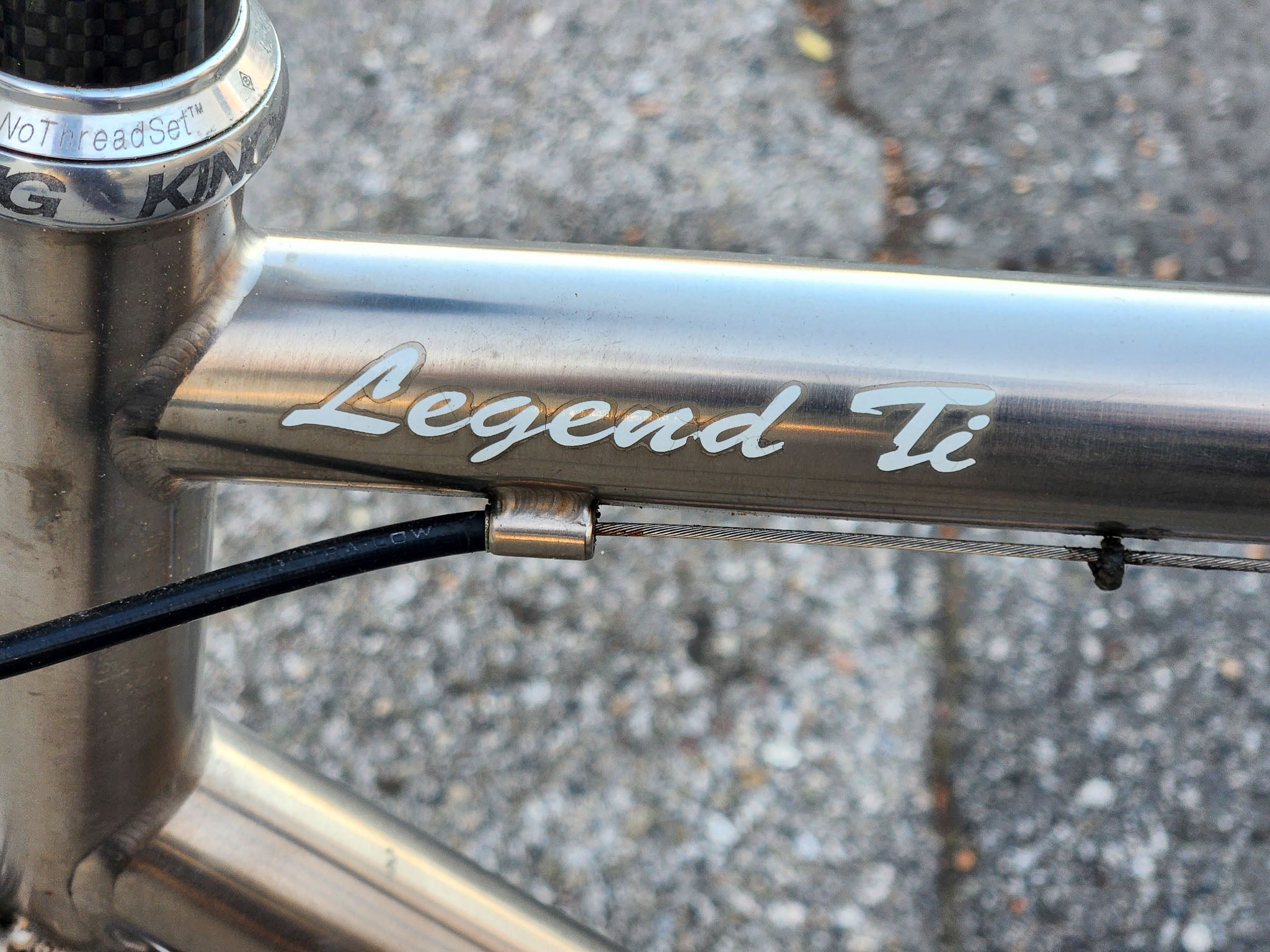 Serotta Legend Ti Titanium Road Bike with Campagnolo Chorus 11 Carbon silver FCBX