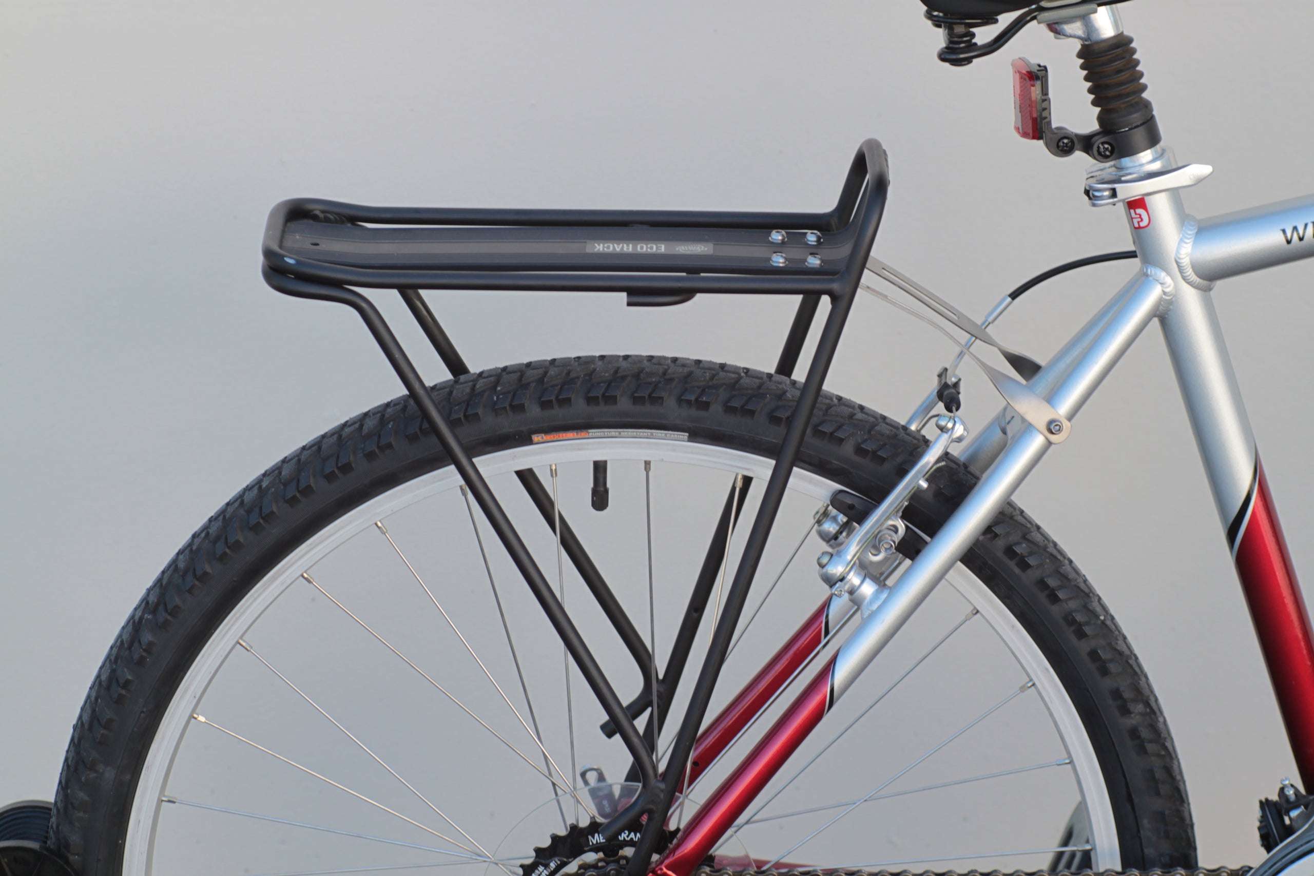 Diamondback Wildwood Commuter Hybrid Bike with Rear Rack silver red GHIW Used Bikes for Sale Silicon Valley Bicycle Exchange Bay Area