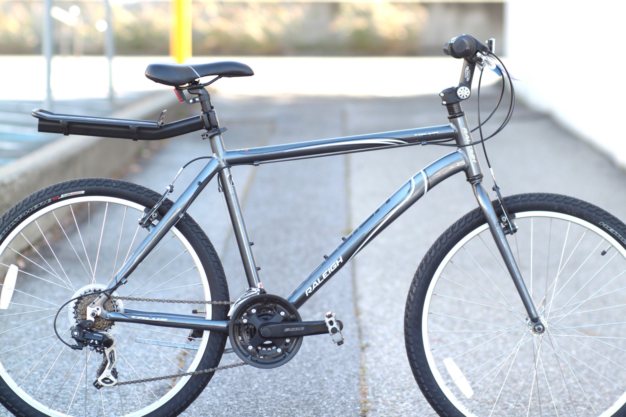 Raleigh Talus Commuter Hybrid with Rear Rack 20 / LG gray - JCBM | Used