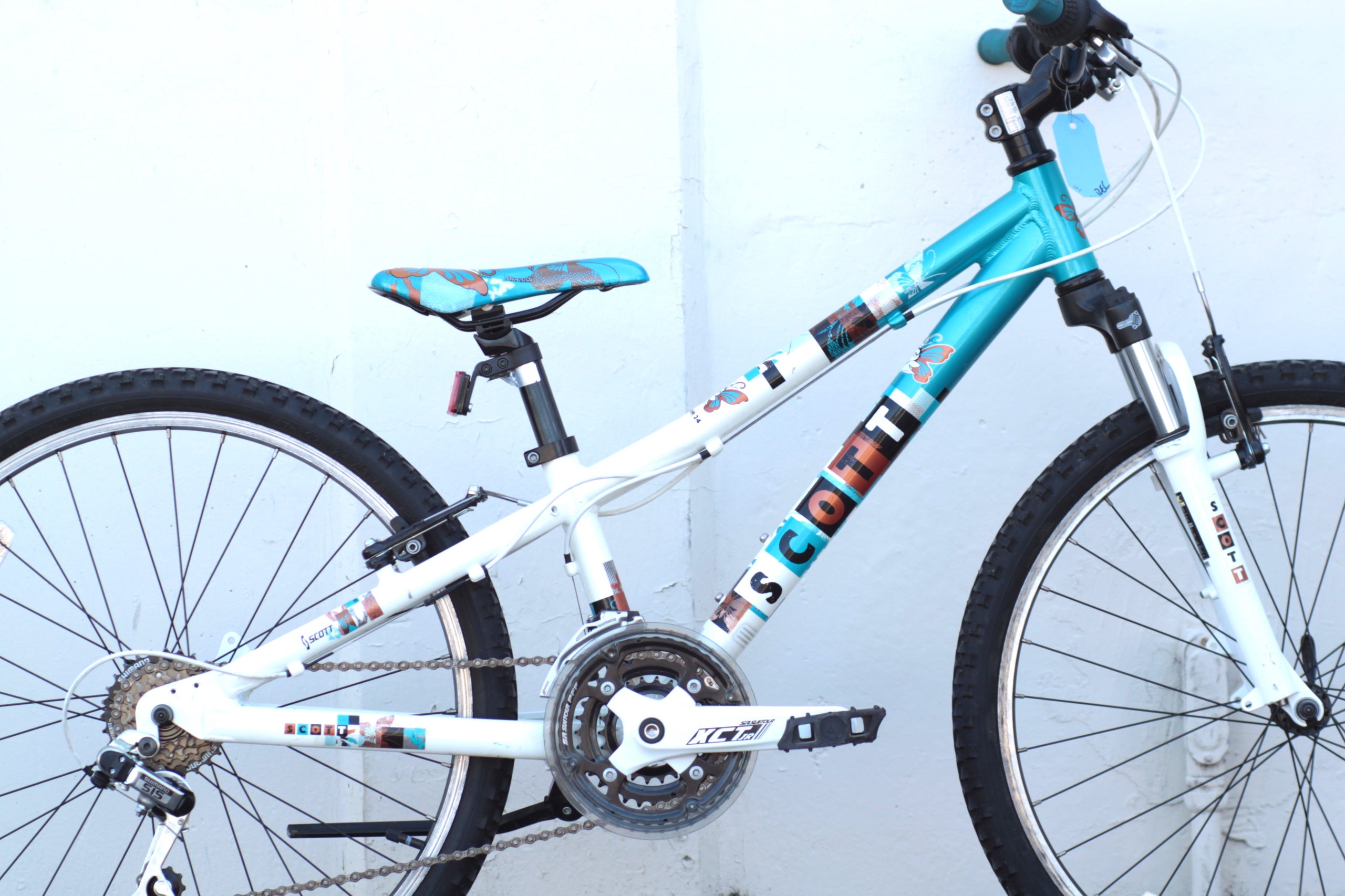 Scott Contessa Jr 24 Girls Bike with 24 Wheels 6 Speeds white blue MSWJ
