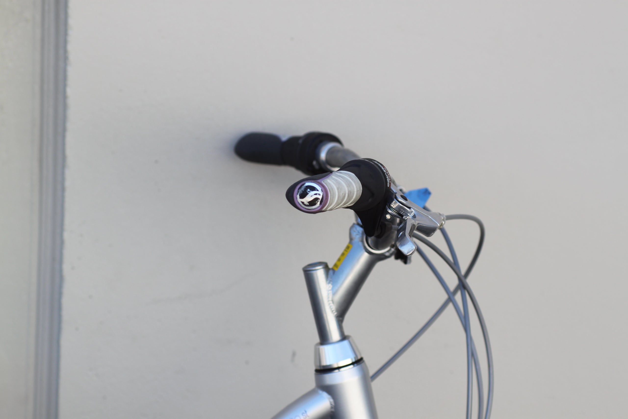 Giant Sedona ST Women s Commuter Hybrid with Step Thru Frame Great for Shorter Riders XS silver SUJO Used Bikes for Sale Silicon Valley Bicycle Exchange Bay Area