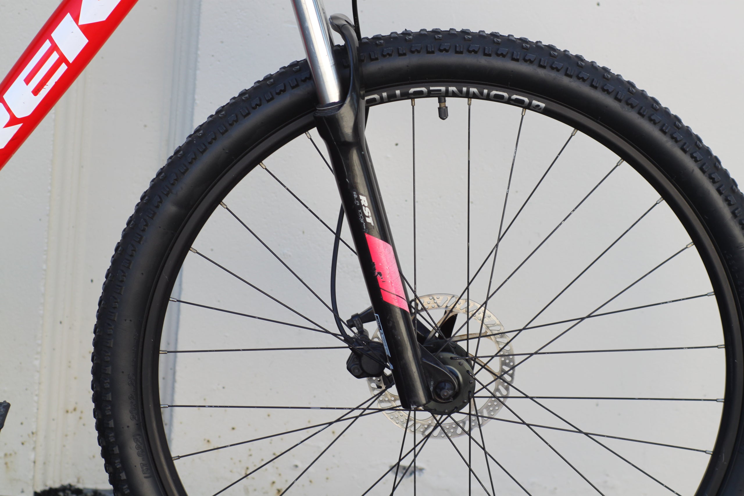 Trek Marlin 5 29er with Disc Brakes and RST Fork 17.5 red MVEV Used Bikes for Sale Silicon Valley Bicycle Exchange Bay Area