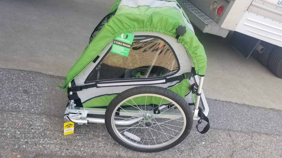 Dreamer design bike trailer shop