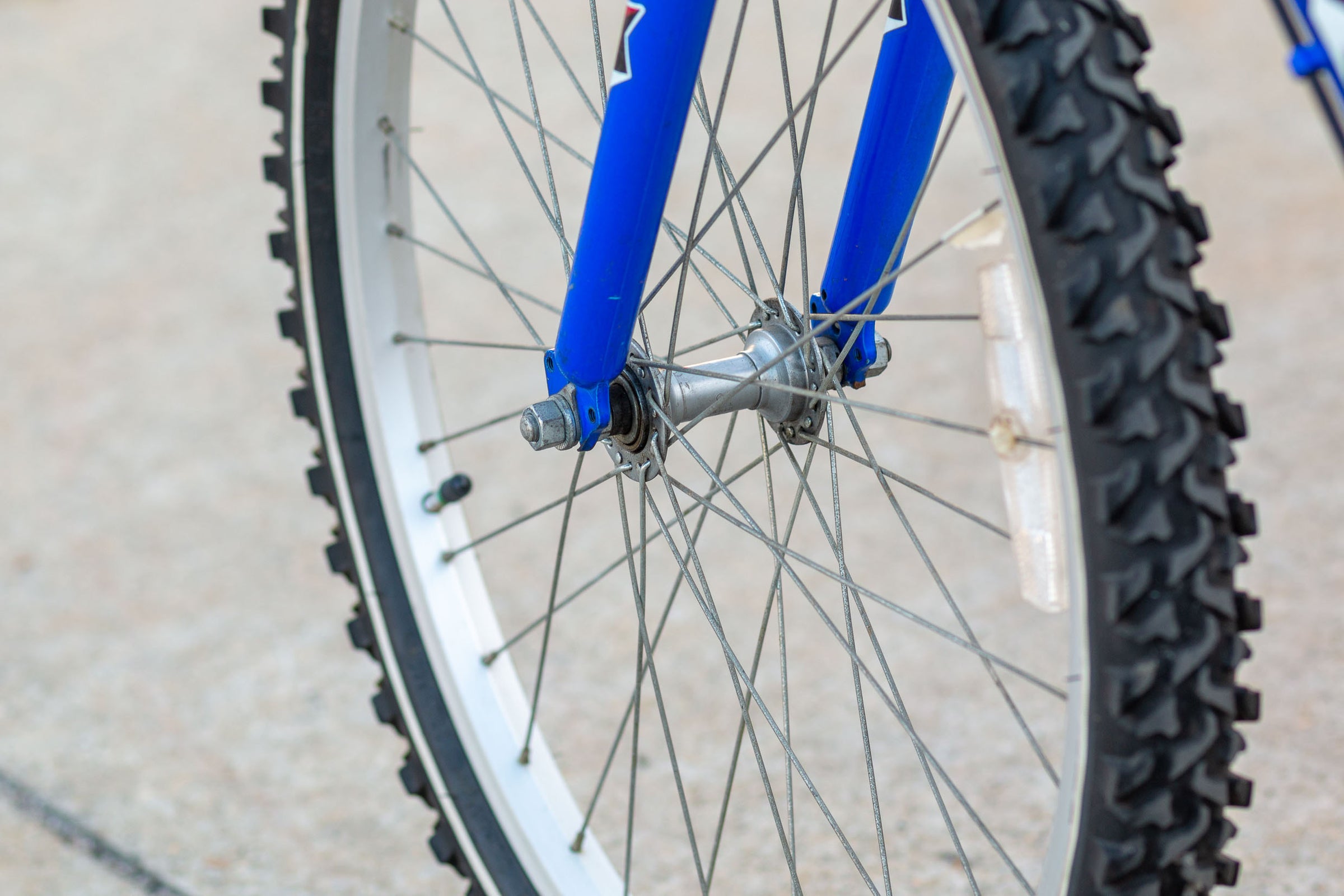 Giant mtx 225 mountain bike 24 inch best sale