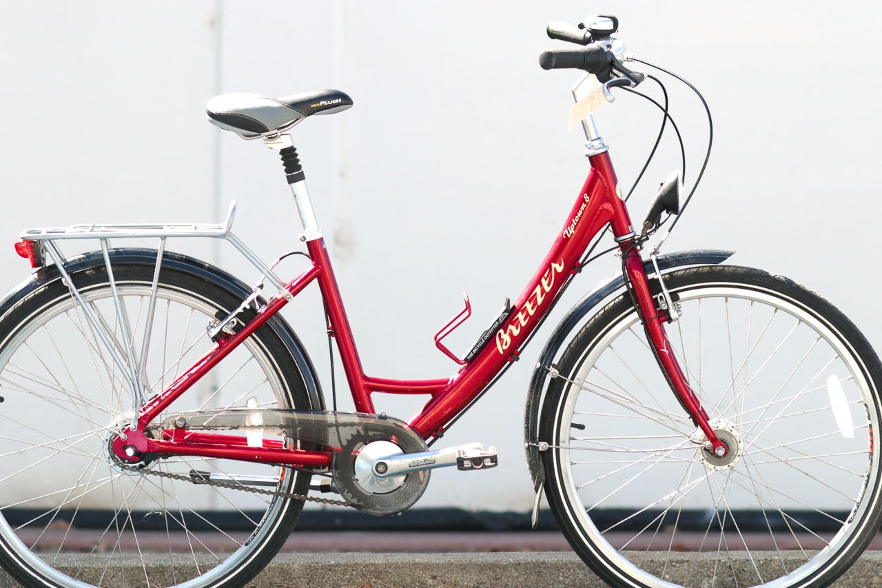 Breezer Uptown 8 LS Hybrid Commuter Bike 17