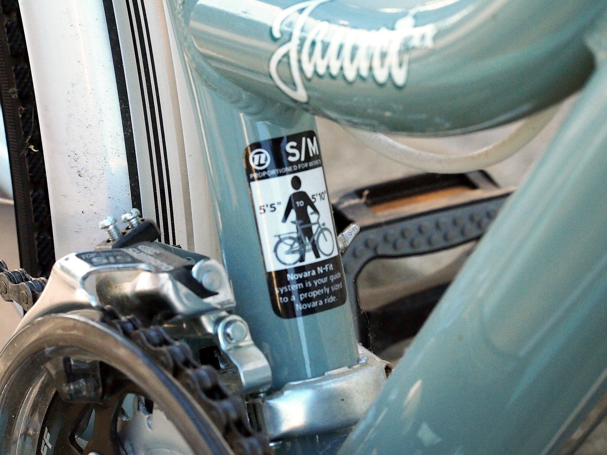 Novara women's road bike shop