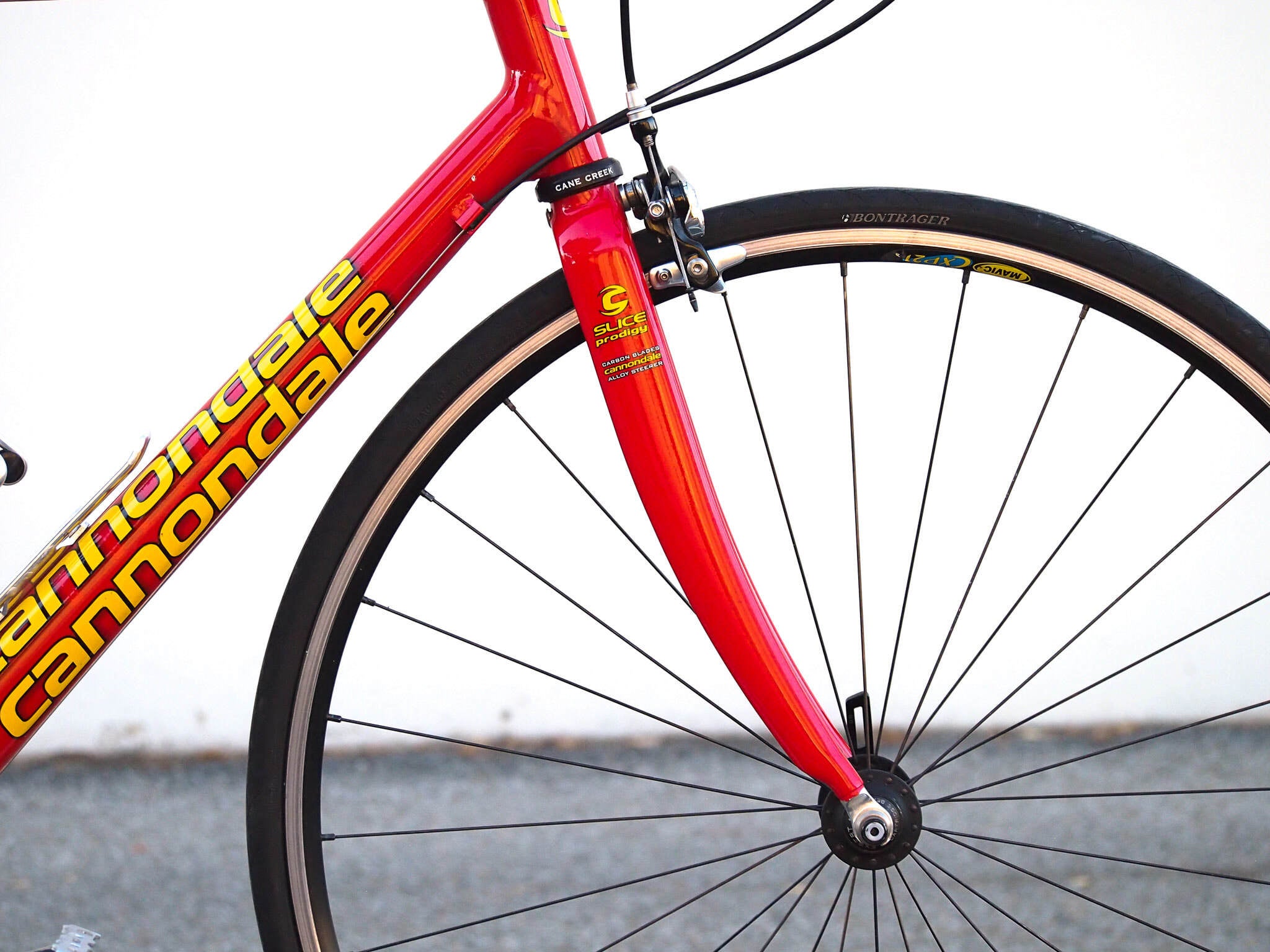 Cannondale r600 road bike online