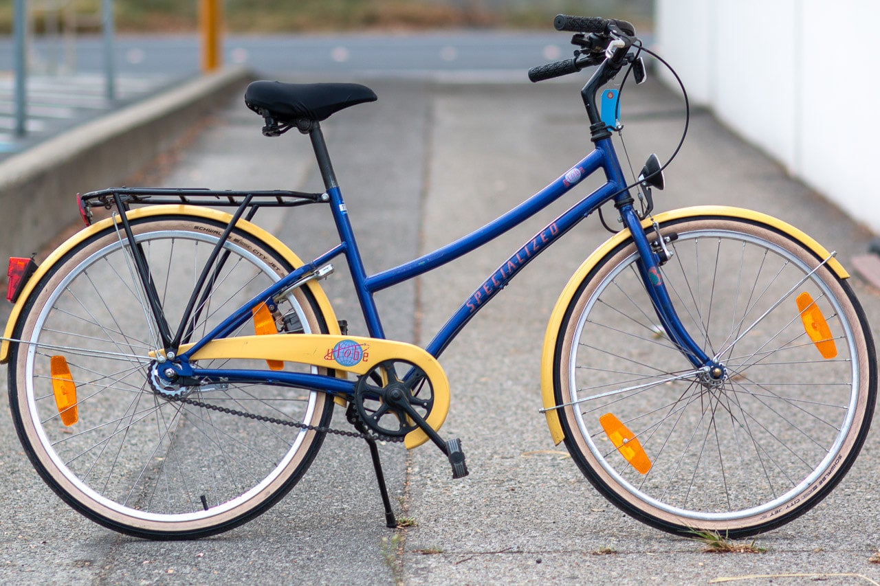 Specialized Globe women s city bike with 7 speeds Blue Used Bikes for Sale Silicon Valley Bicycle Exchange Bay Area