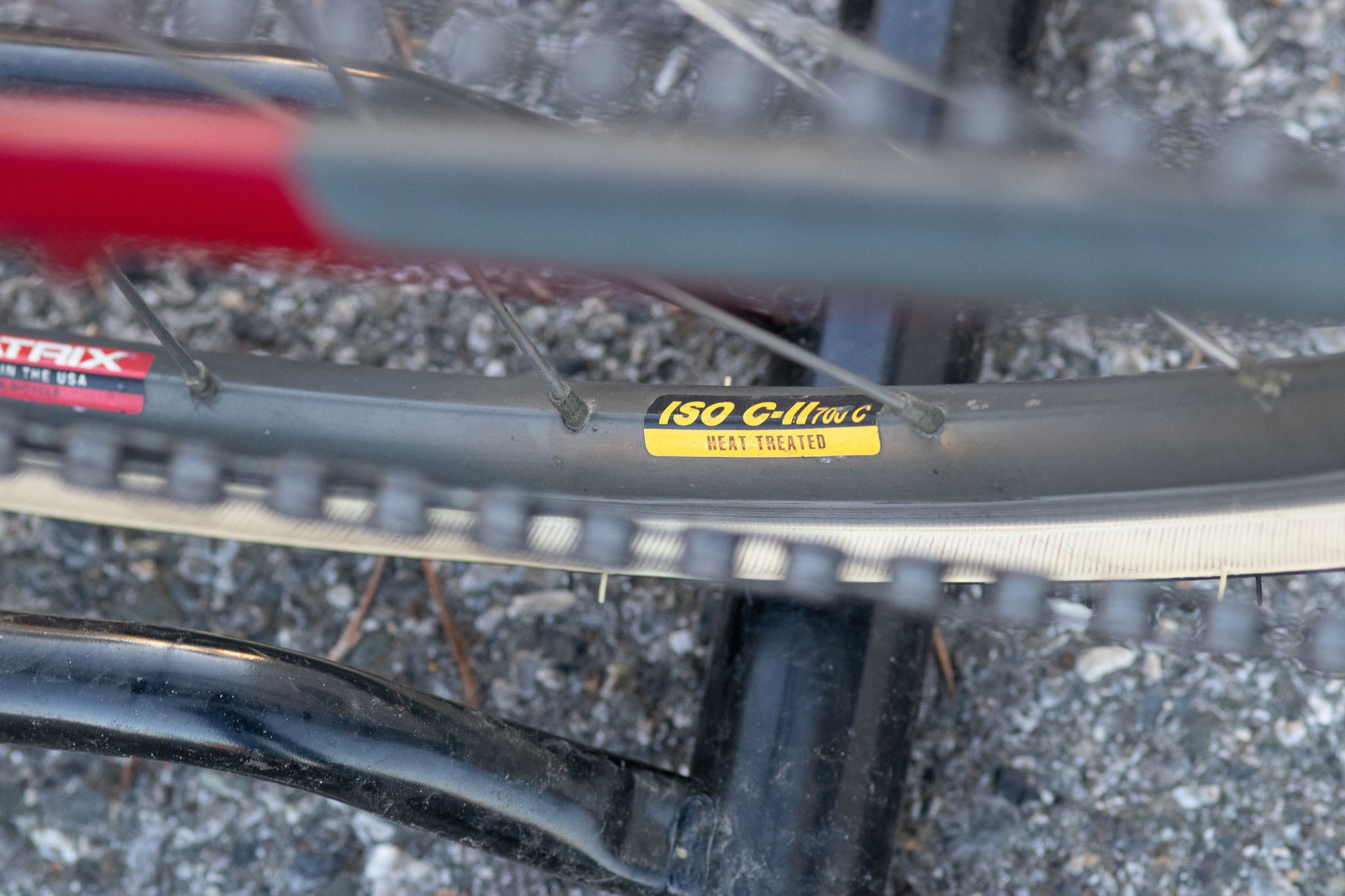 Trek 2100 Composite Carbon / Aluminum Road Bike Made in USA Black/Red