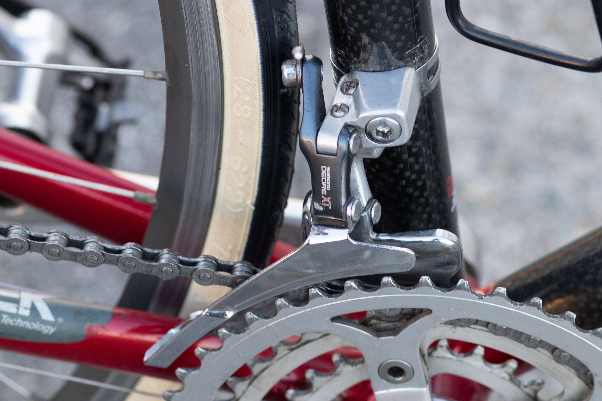 Trek 2100 Composite Carbon / Aluminum Road Bike Made in USA Black/Red