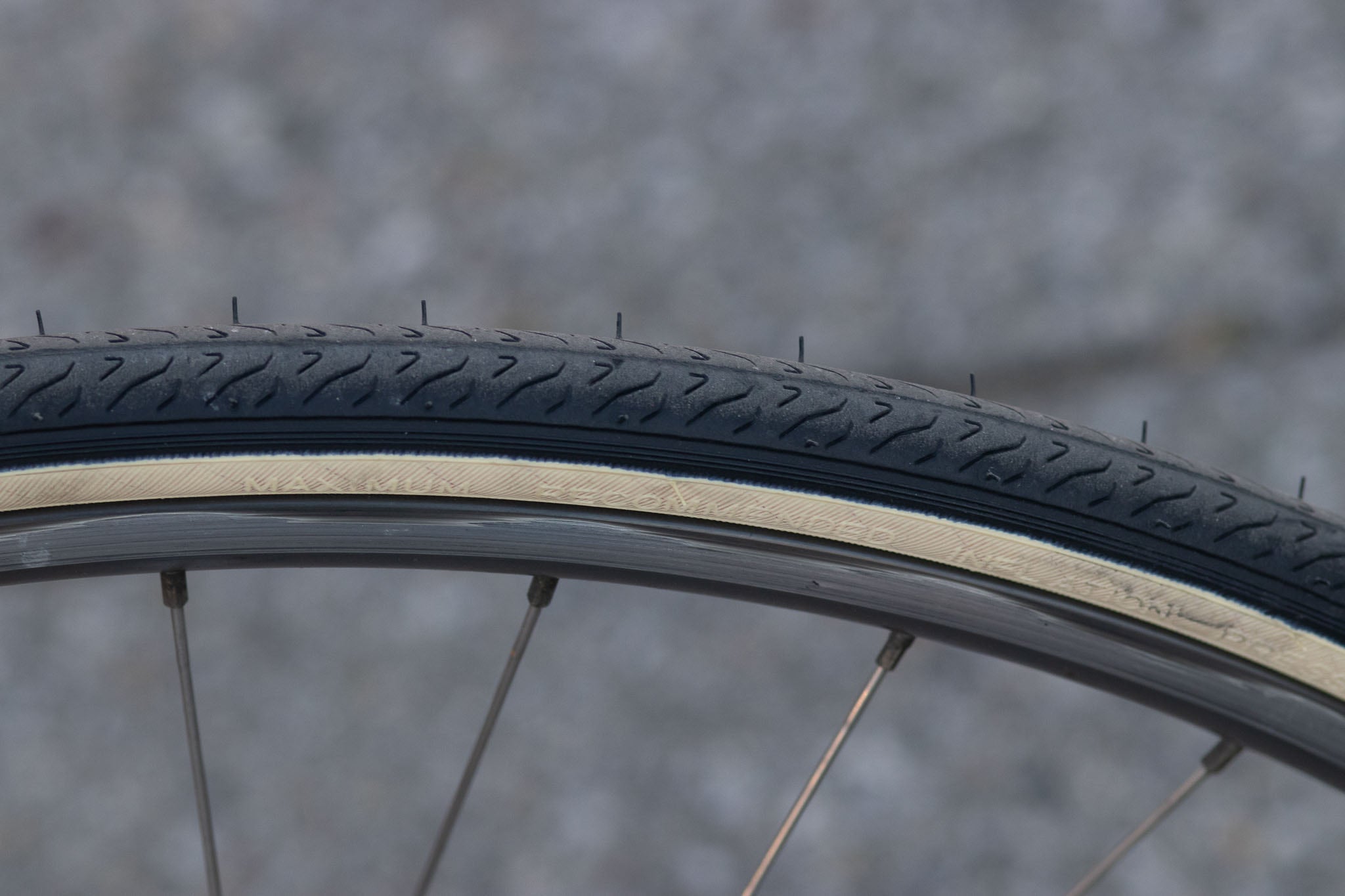 Trek 2100 Composite Carbon / Aluminum Road Bike Made in USA Black/Red