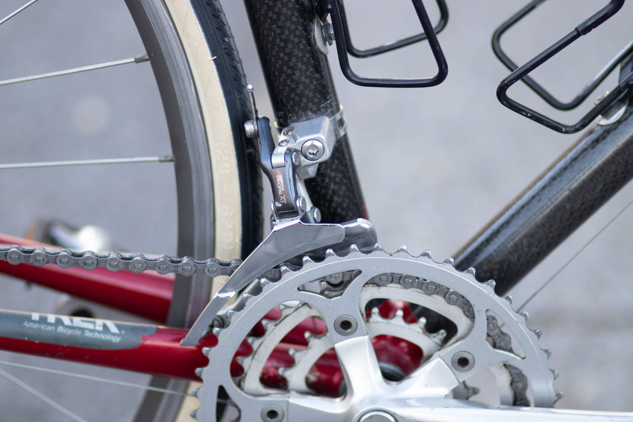 Trek 2100 Composite Carbon / Aluminum Road Bike Made in USA Black/Red