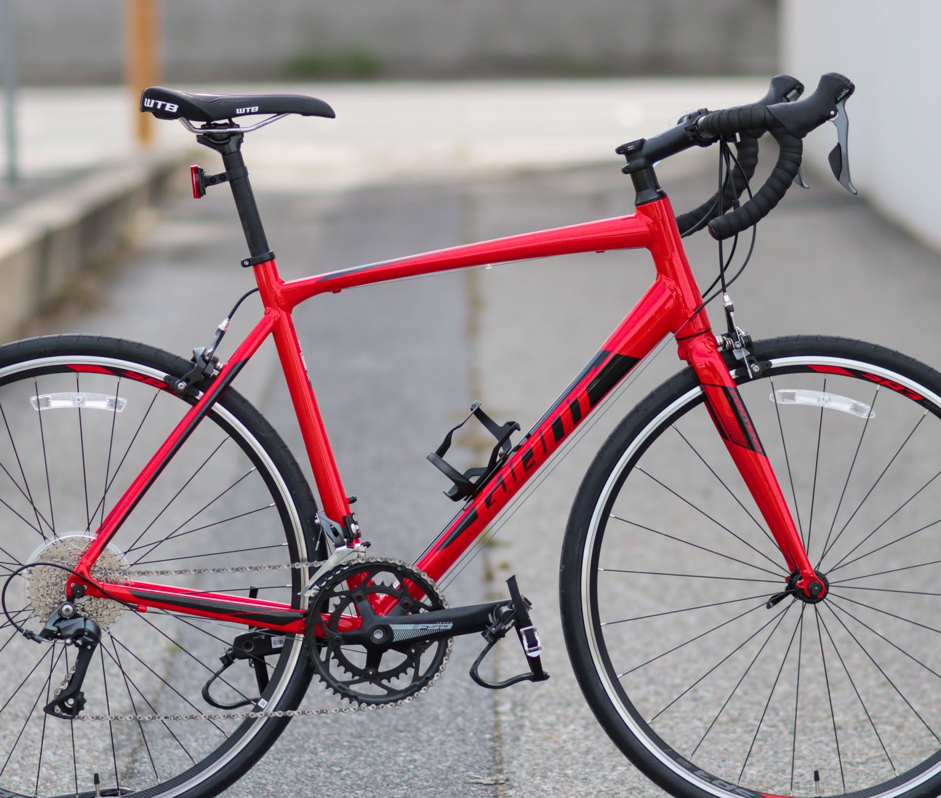 Giant Contend 3 Road Bike Like New ML Red Used Bikes for Sale Silicon Valley Bicycle Exchange Bay Area